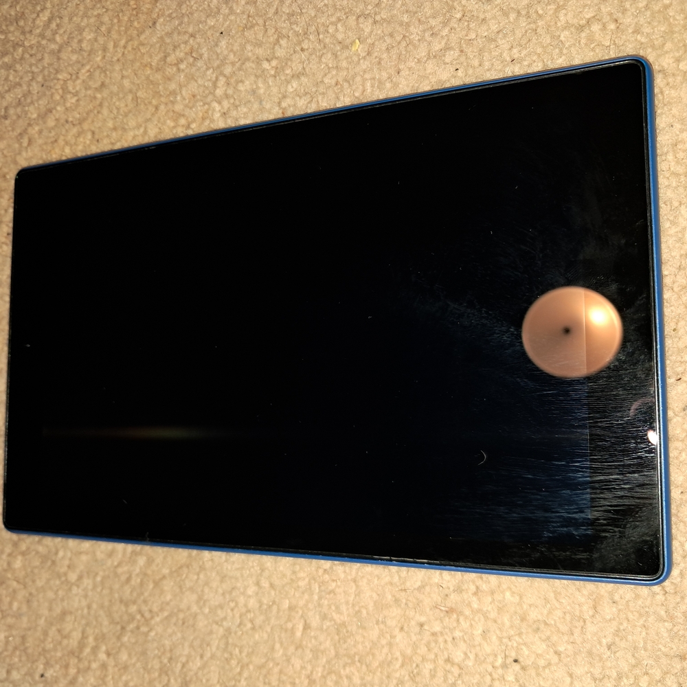 Amazon Tablet - Picture 2 of 3
